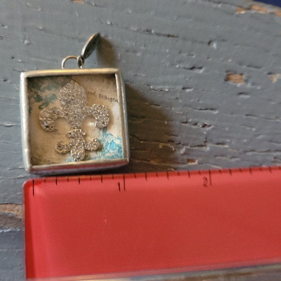 Jewel Kade Charm - Picture 4 of 5